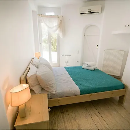 Erato & Clio ! Amazing View Of Aegean Sea And Islands Mykonos Town